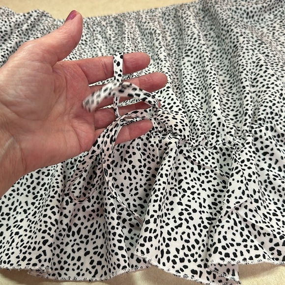 Altar’d State Animal Print Boho SquareNeck Off Shoulder Ballon Sleeve Crop Top S - Picture 8 of 8